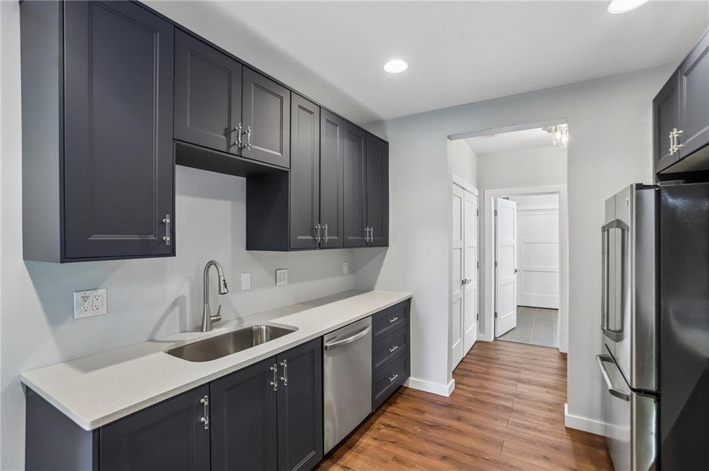 555 Glenaire Walk SE