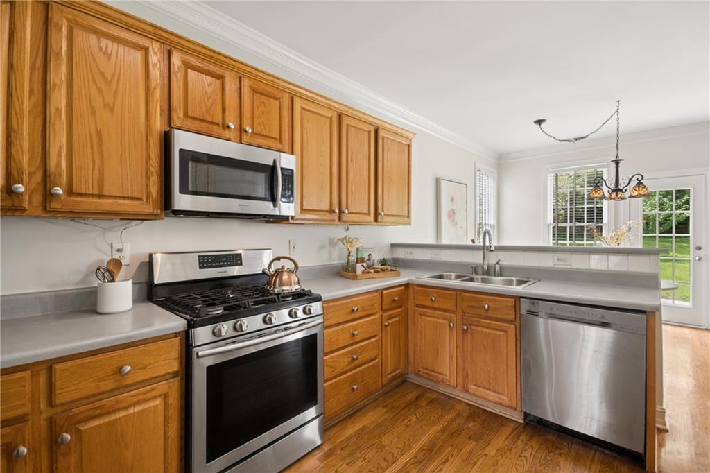406 Lockwood Terrace