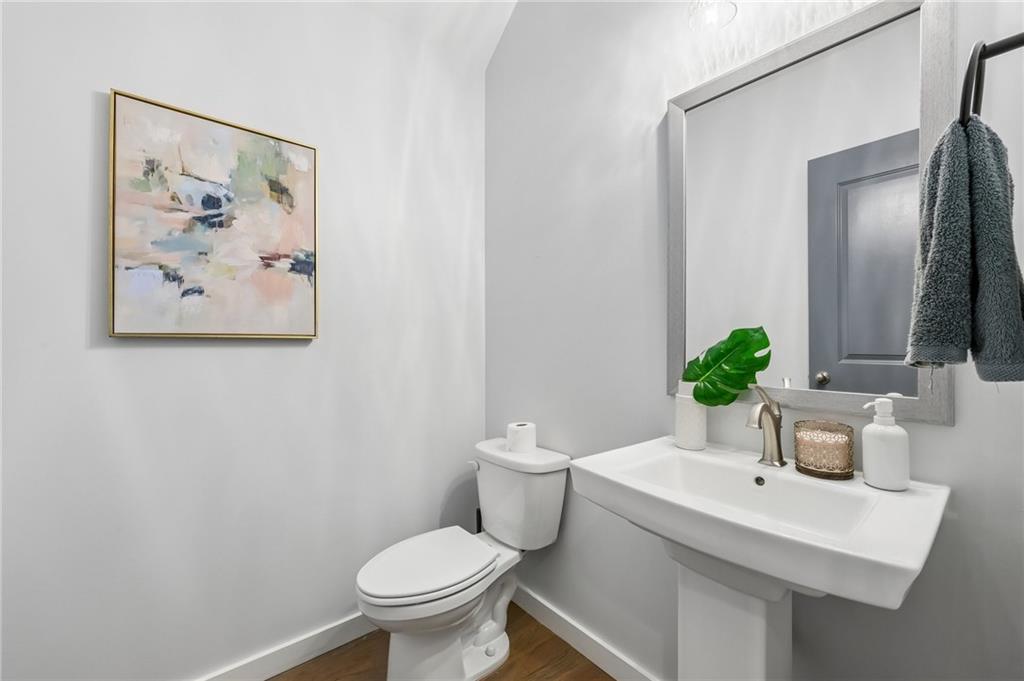 951-A Fern Avenue SE