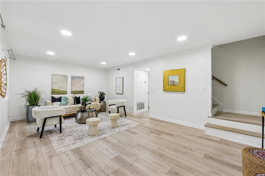 6900 Roswell Road Unit 1D