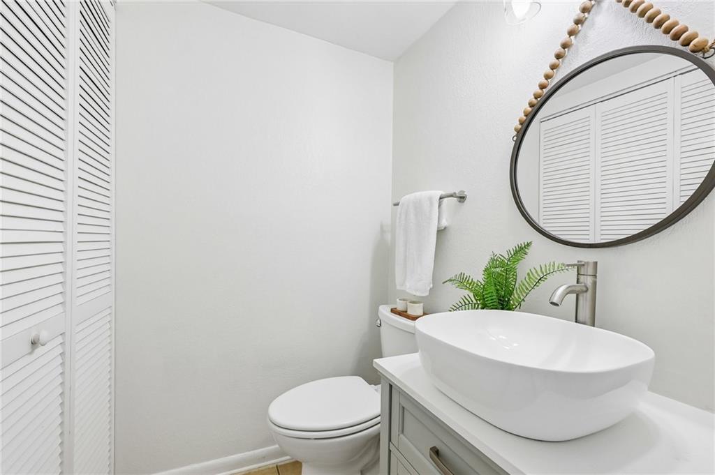 6900 Roswell Road Unit 1D