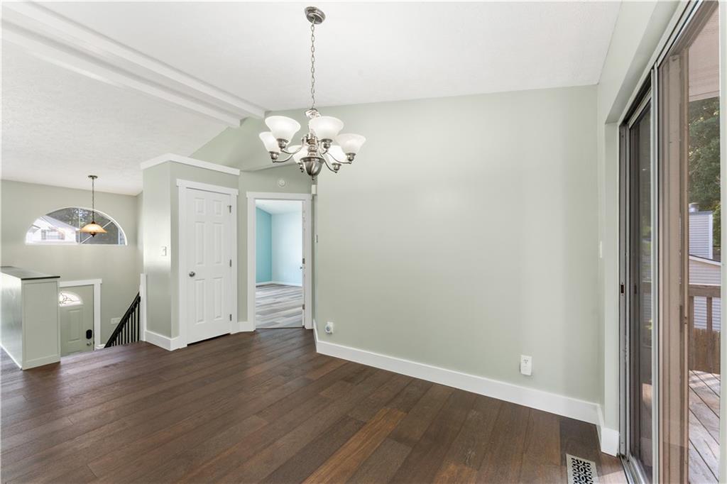 1145 Sycamore Summit