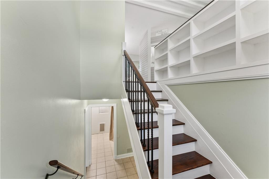 1145 Sycamore Summit