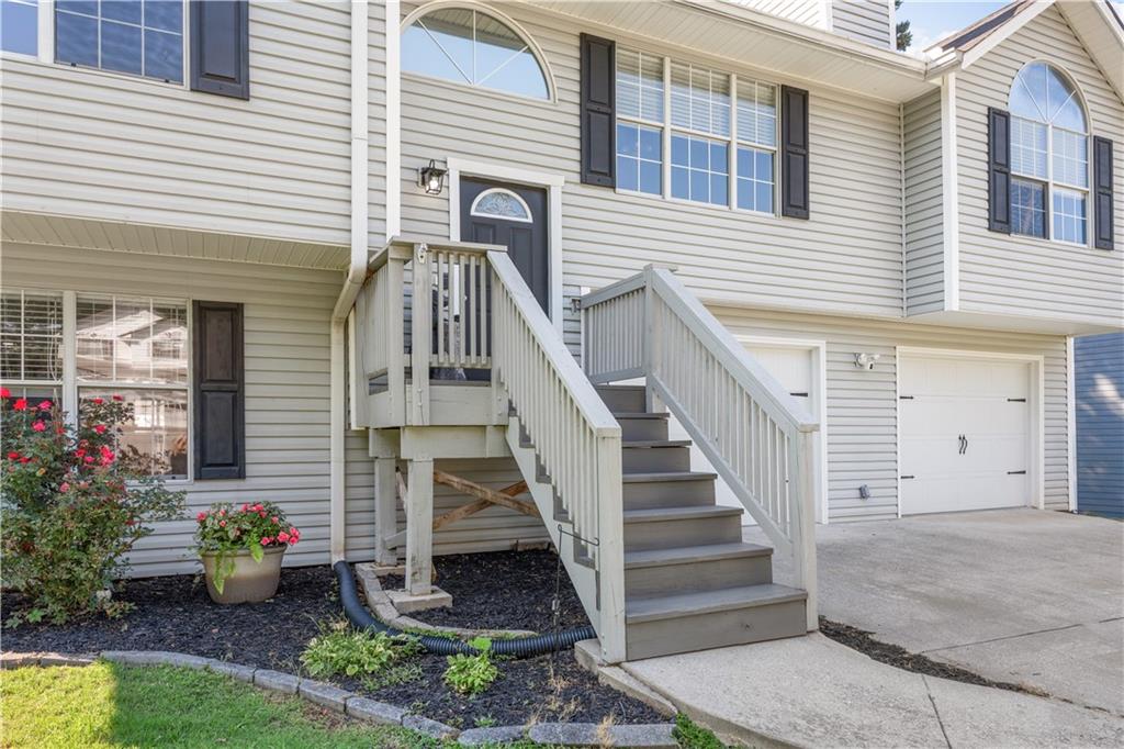 1145 Sycamore Summit