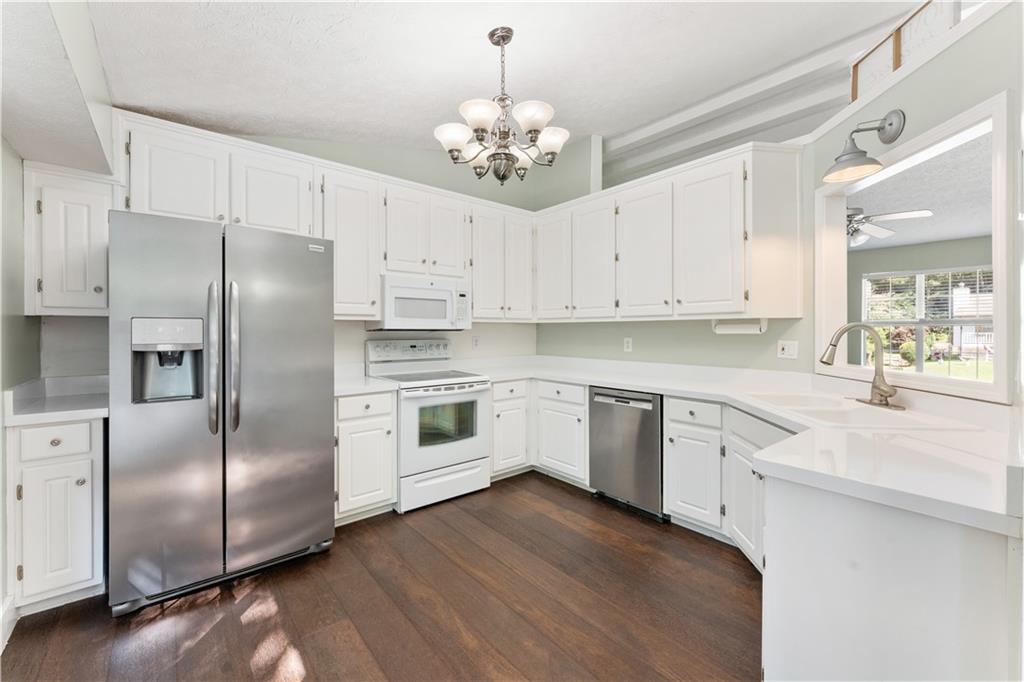 1145 Sycamore Summit