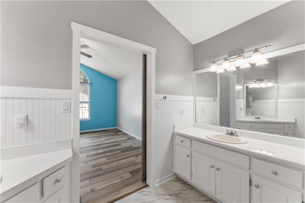 1145 Sycamore Summit