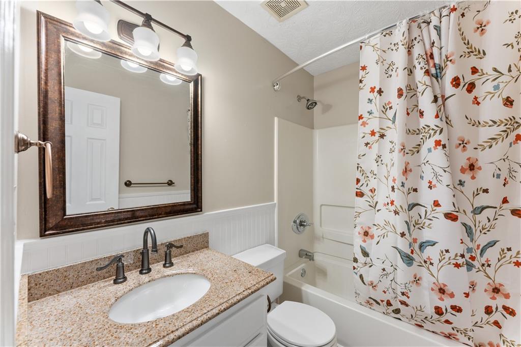 1145 Sycamore Summit