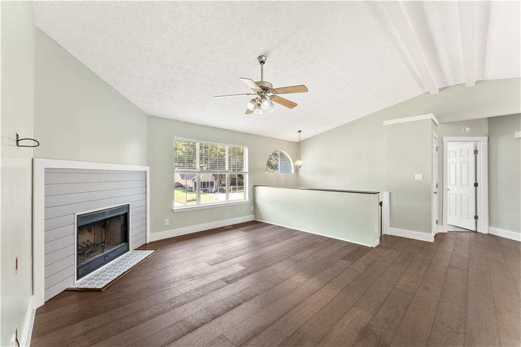 1145 Sycamore Summit