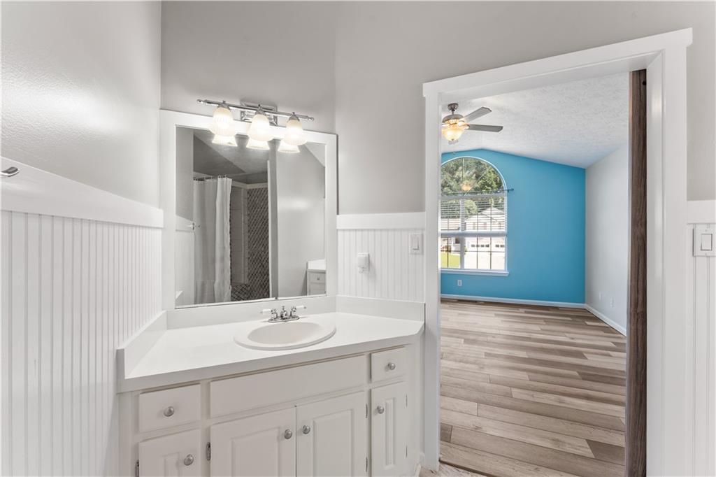 1145 Sycamore Summit