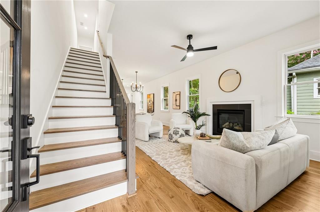 112 1st Avenue Unit B