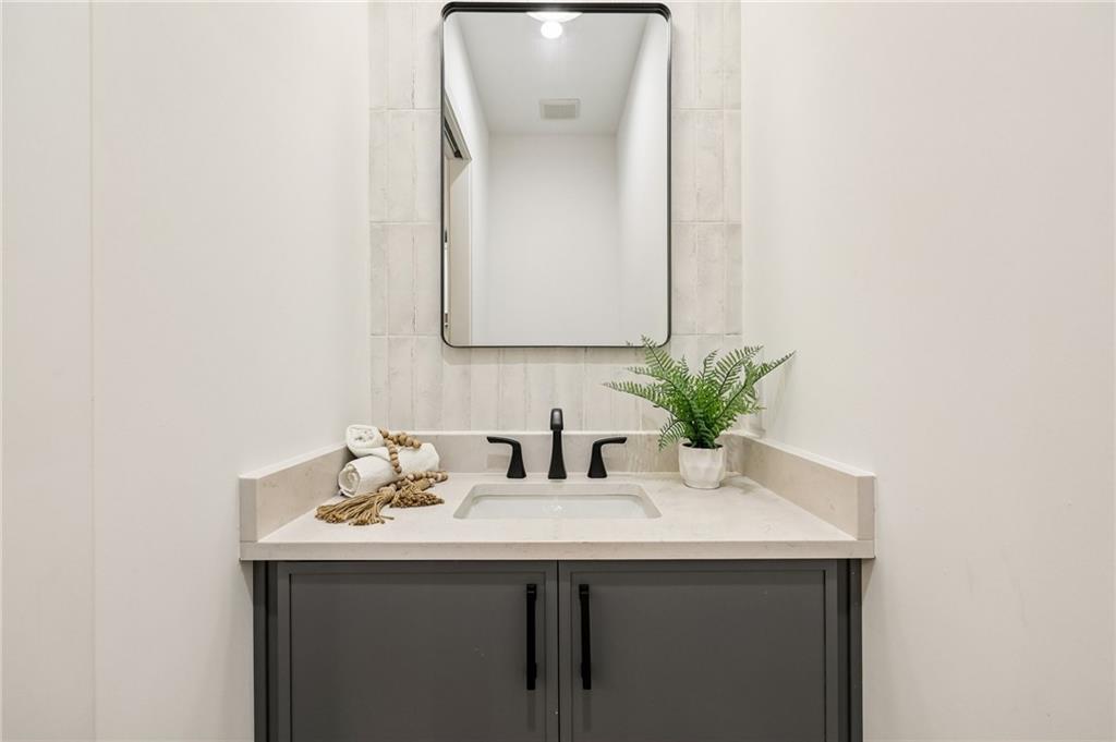 112 1st Avenue Unit B