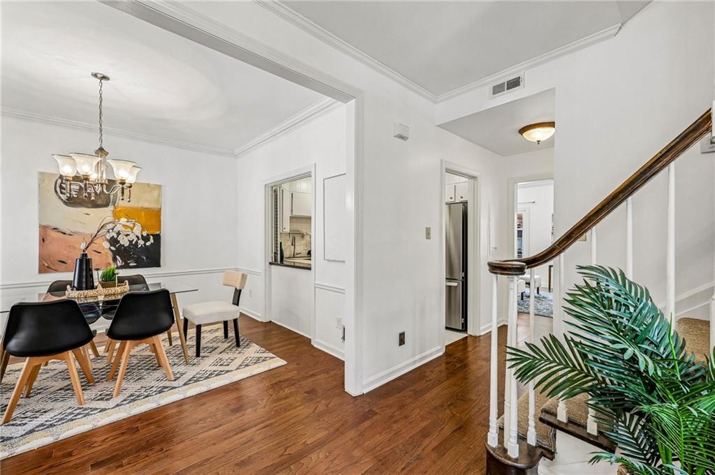 11 Kings Walk NE