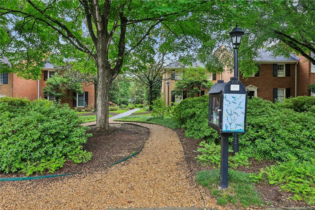 11 Kings Walk NE
