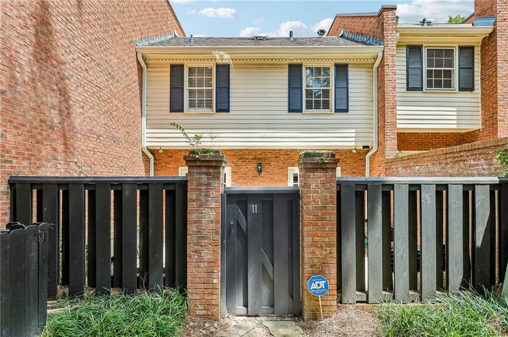 11 Kings Walk NE