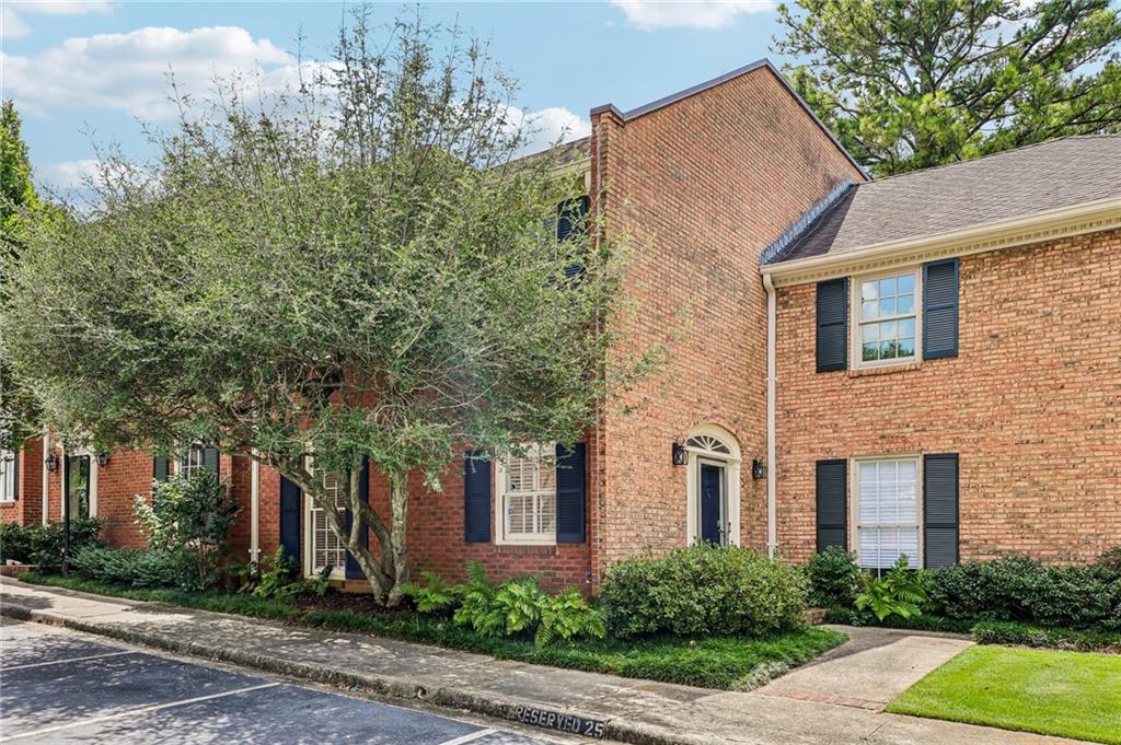 11 Kings Walk NE