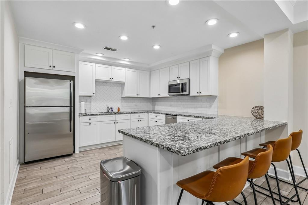 1424 Westchester Ridge NE