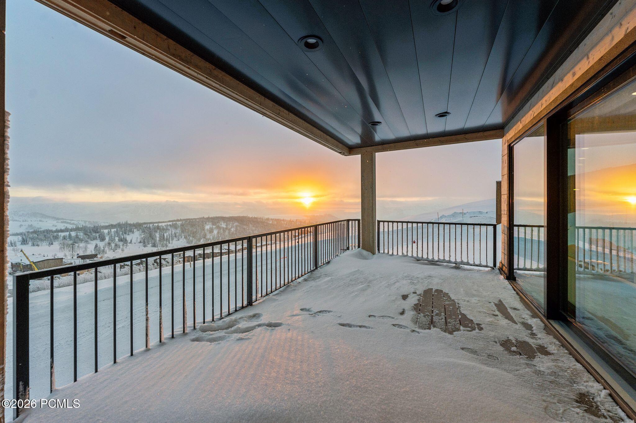 8526 Overlook Drive