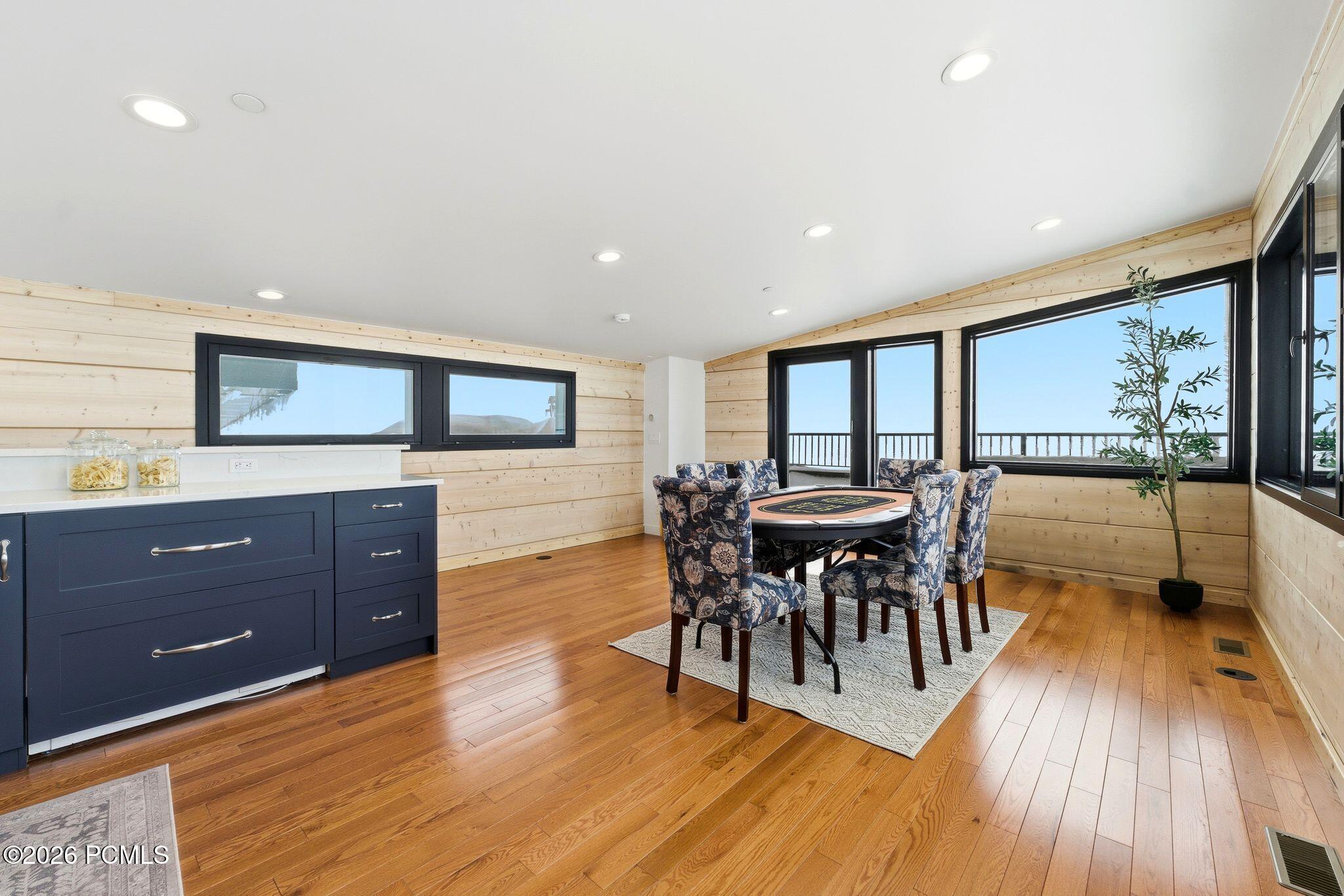 8526 Overlook Drive