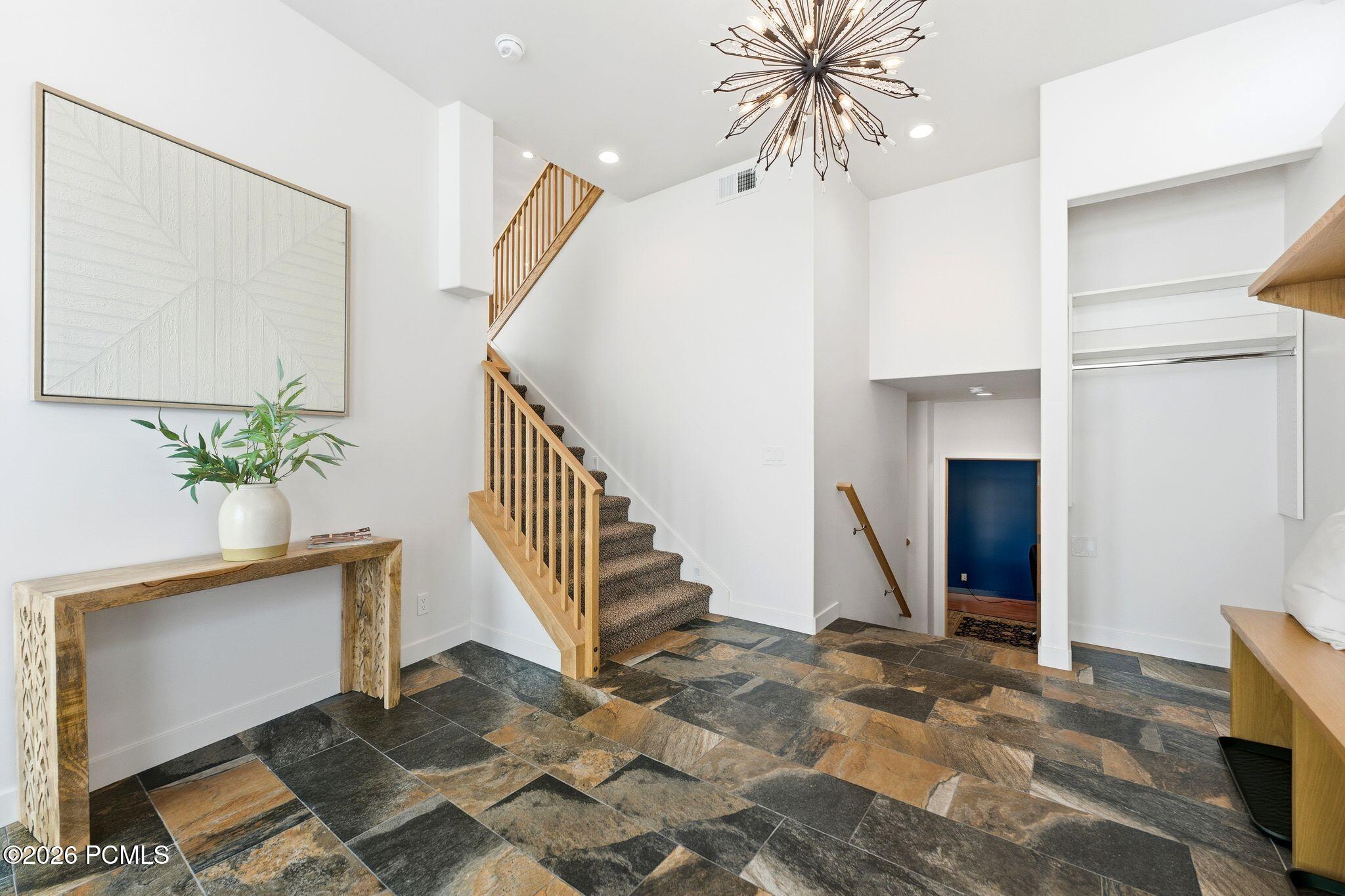 8526 Overlook Drive