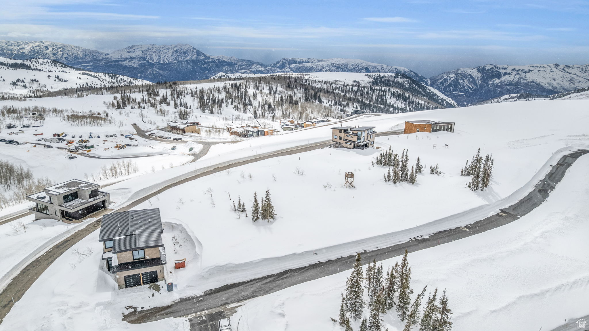 8542 E OVERLOOK DR Unit: 20