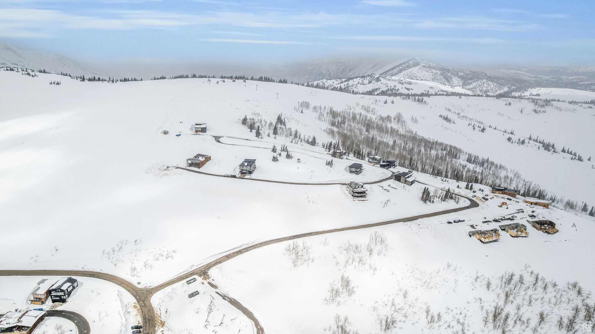 8542 E OVERLOOK DR Unit: 20