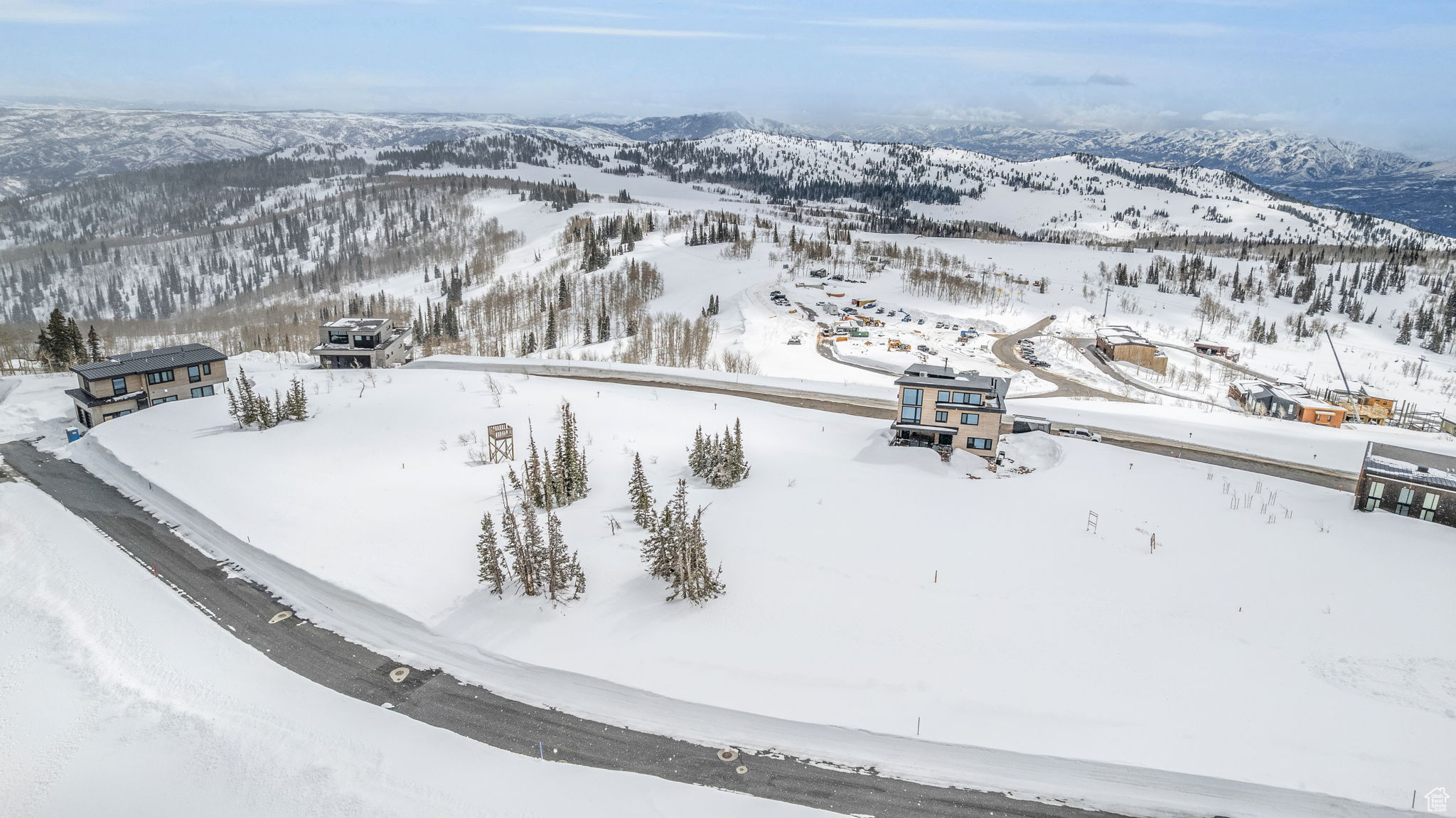 8542 E OVERLOOK DR Unit: 20