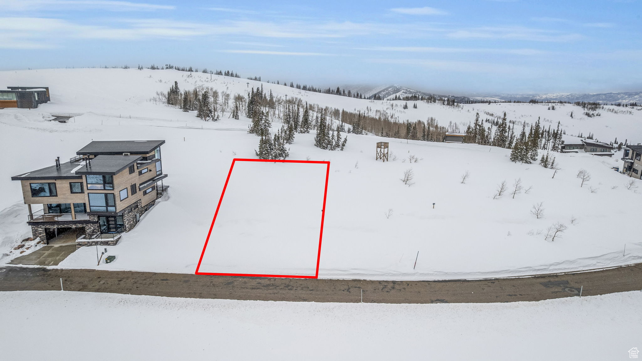 8542 E OVERLOOK DR Unit: 20