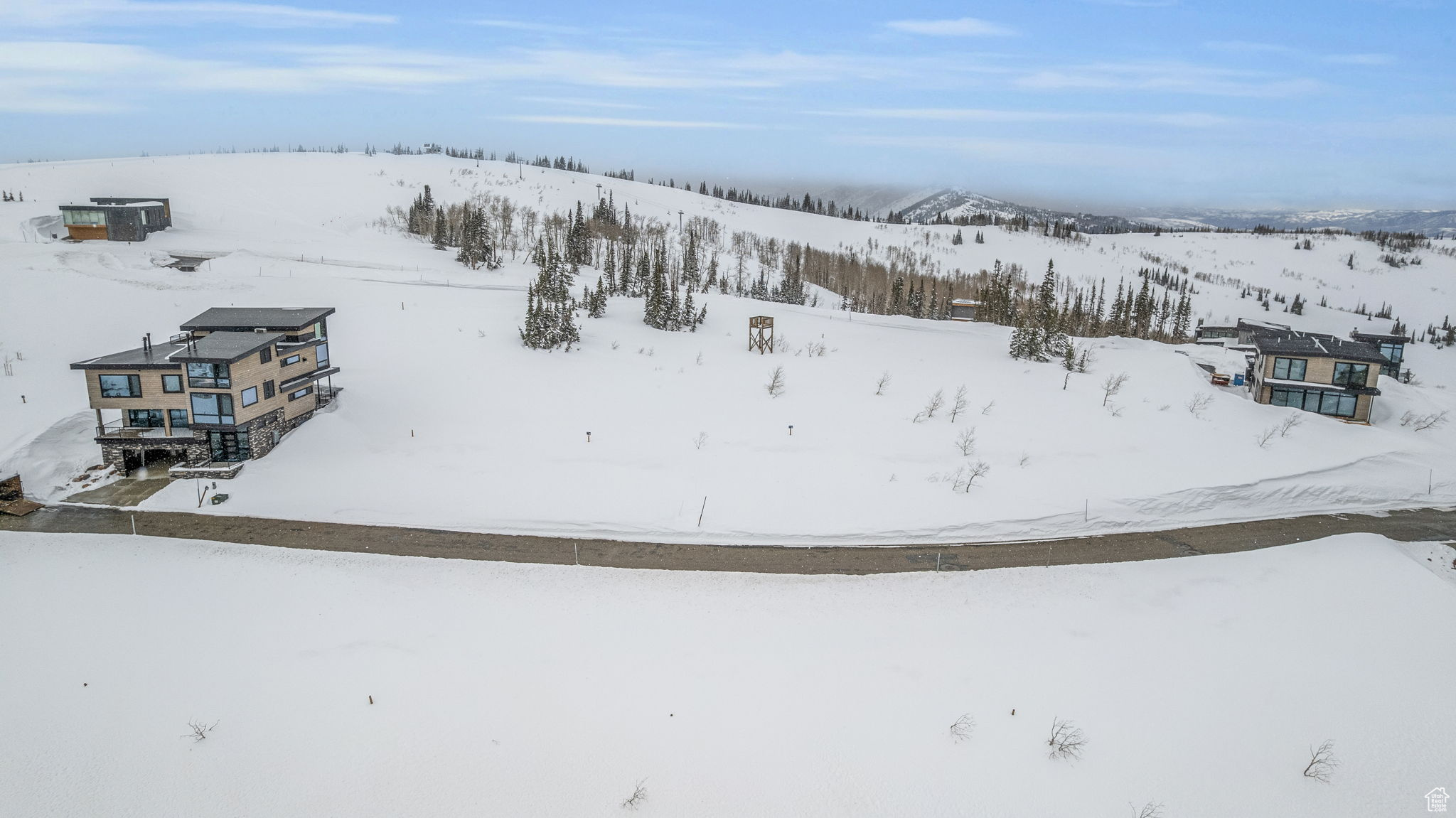 8542 E OVERLOOK DR Unit: 20