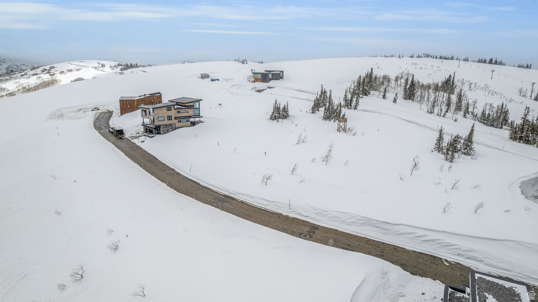 8542 E OVERLOOK DR Unit: 20