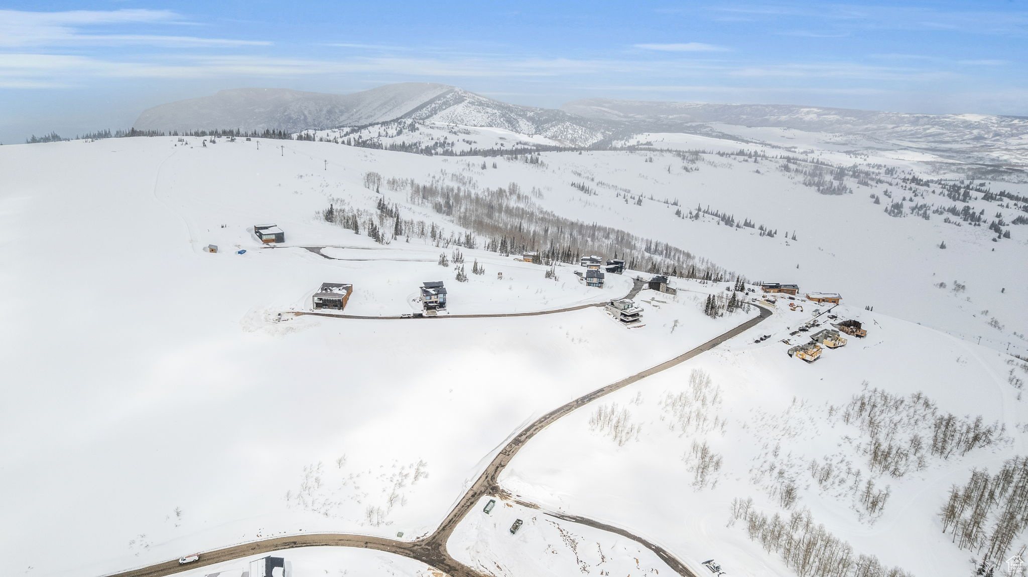 8542 E OVERLOOK DR Unit: 20