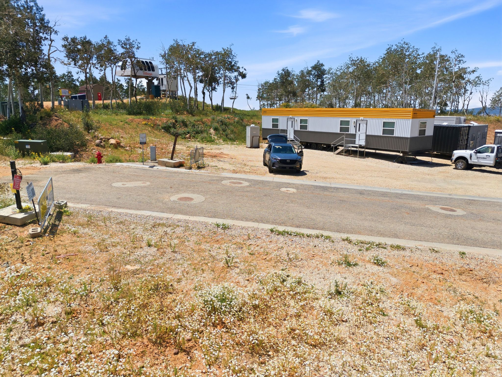 5747 N DAYBREAK DR Unit: 8