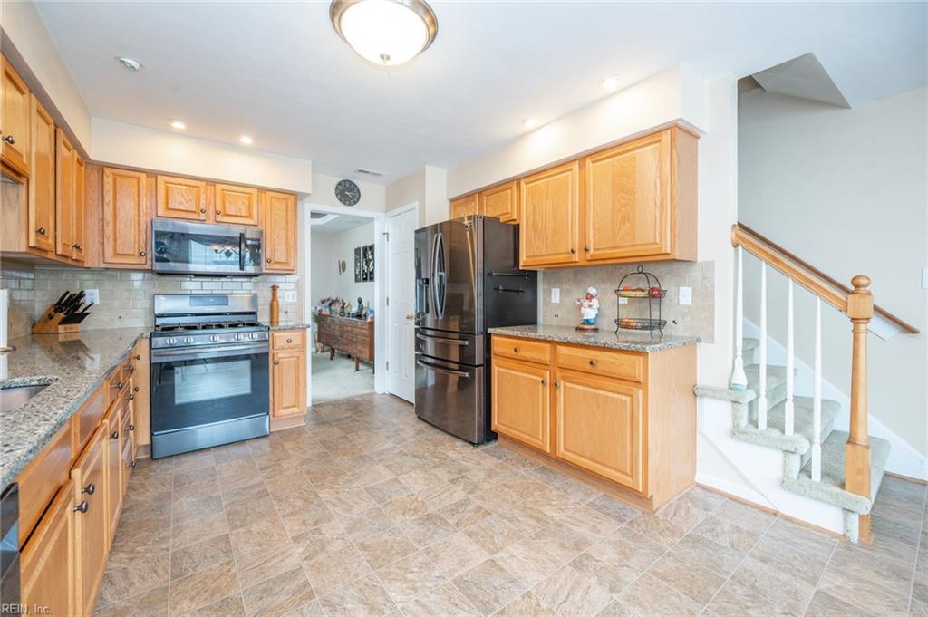 19 E Big Sky DR