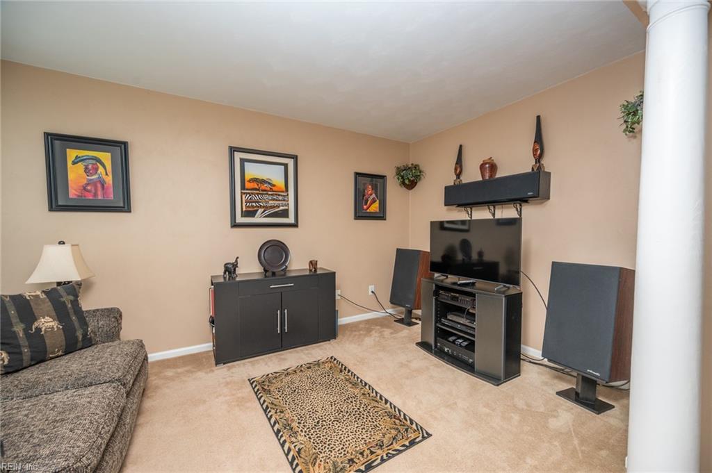 19 E Big Sky DR