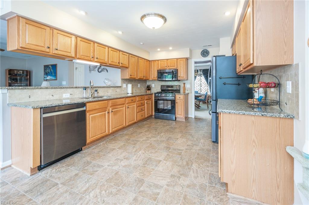 19 E Big Sky DR