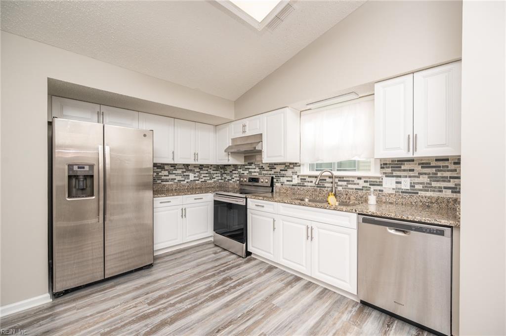 1337 Sharbot DR