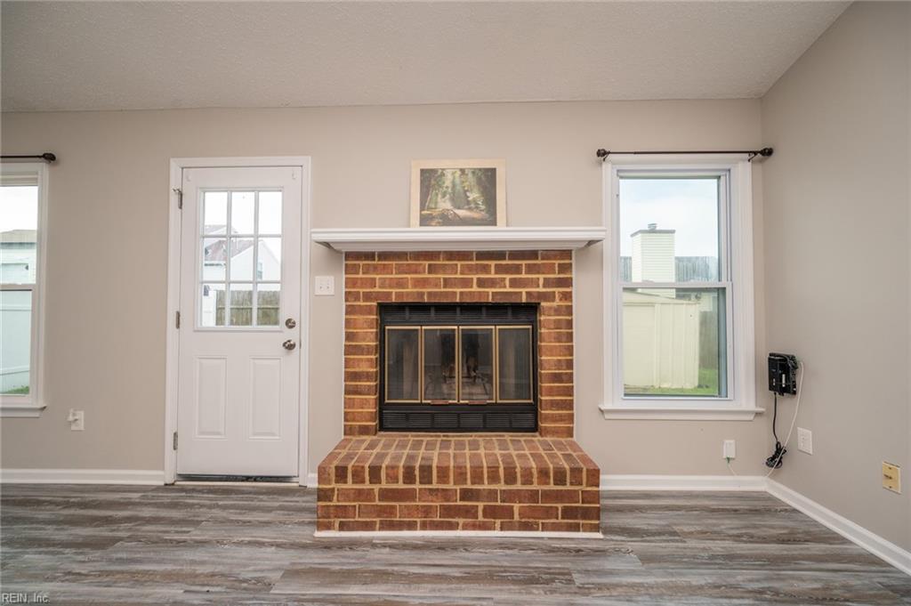 1337 Sharbot DR