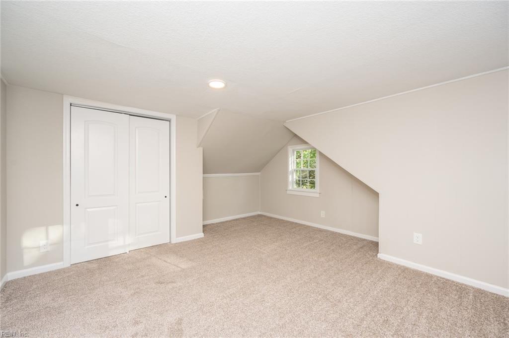8451 Jane WAY