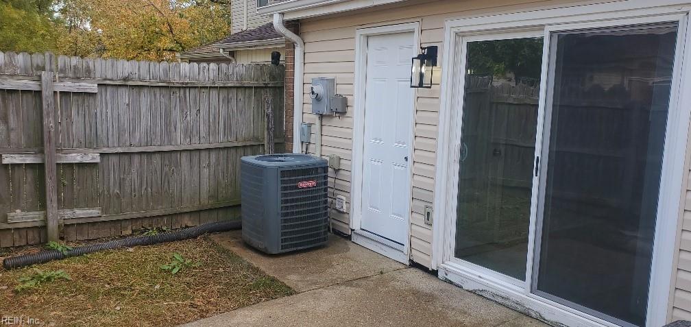 1358 Sierra DR