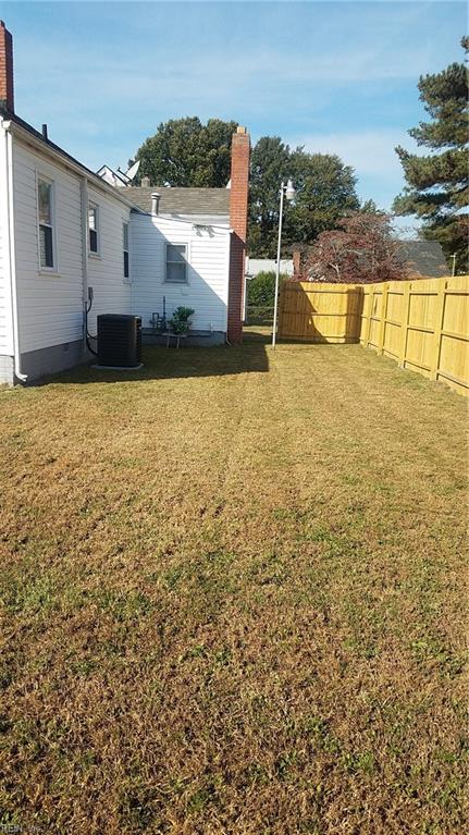 2400 Bruce ST