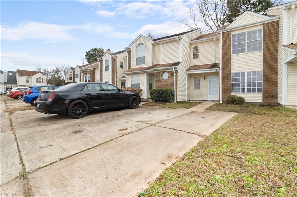 1220 Alder CT