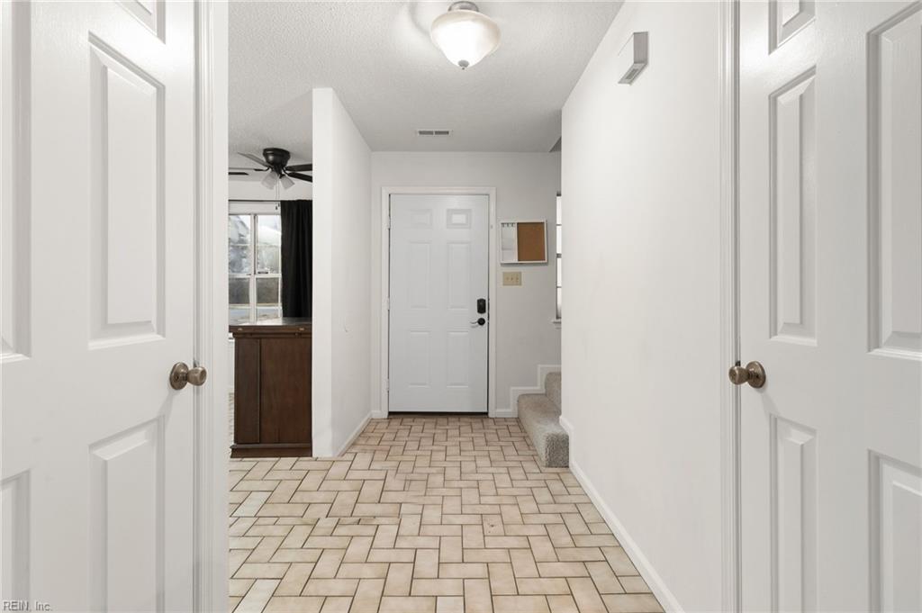 1220 Alder CT