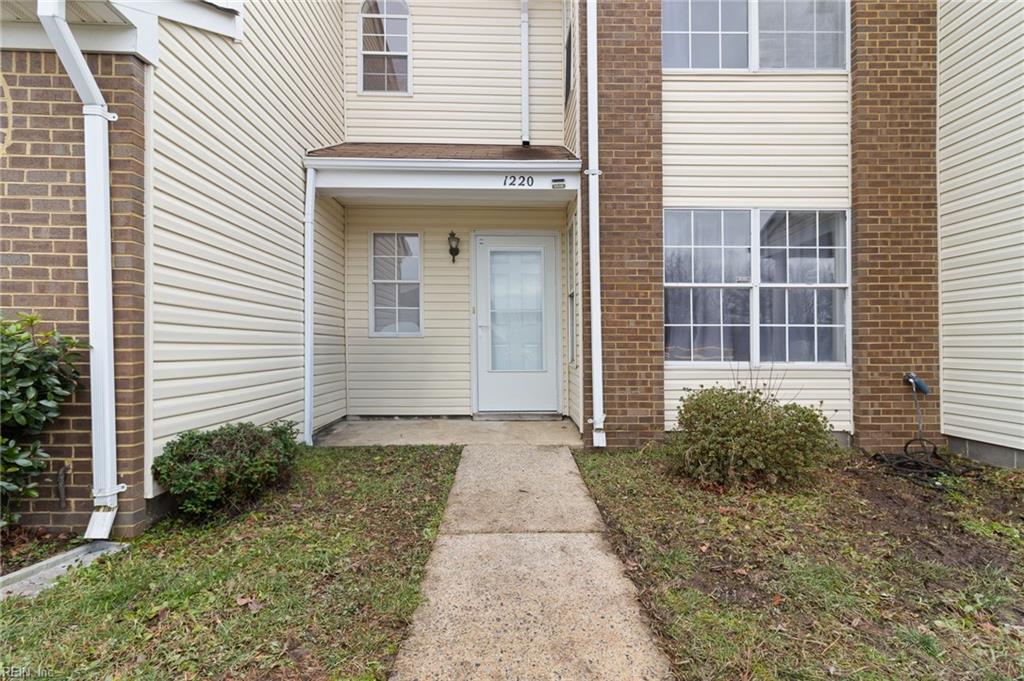 1220 Alder CT