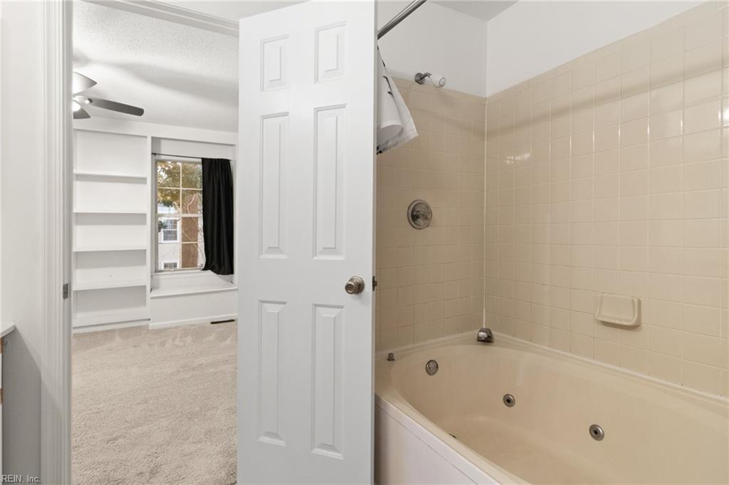 1220 Alder CT