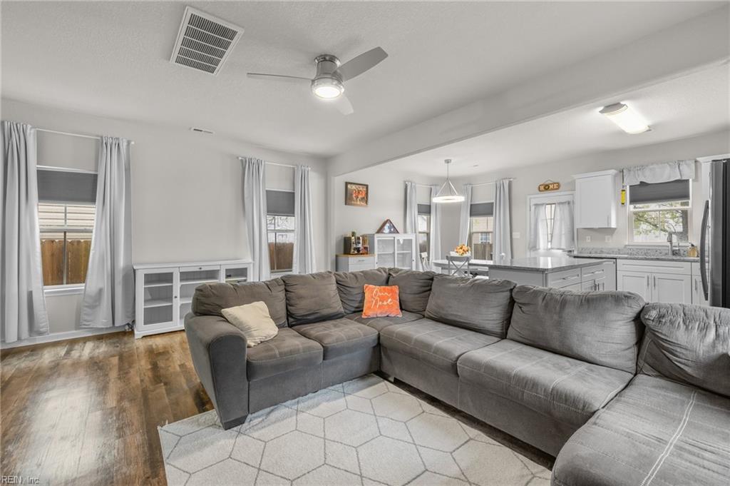 202 Gale AVE