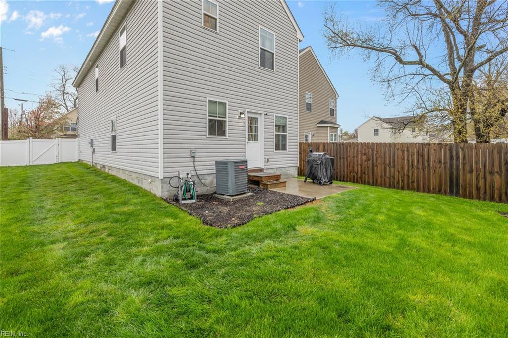 202 Gale AVE