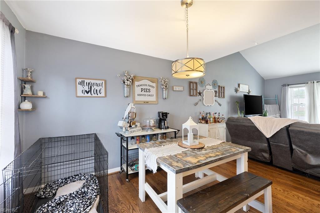 456 Longdale CRES