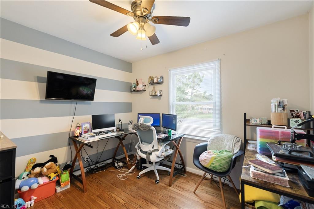 456 Longdale CRES