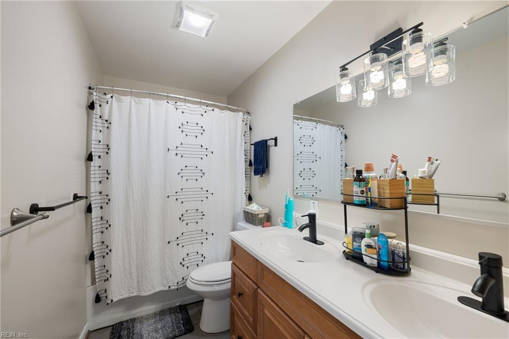 456 Longdale CRES