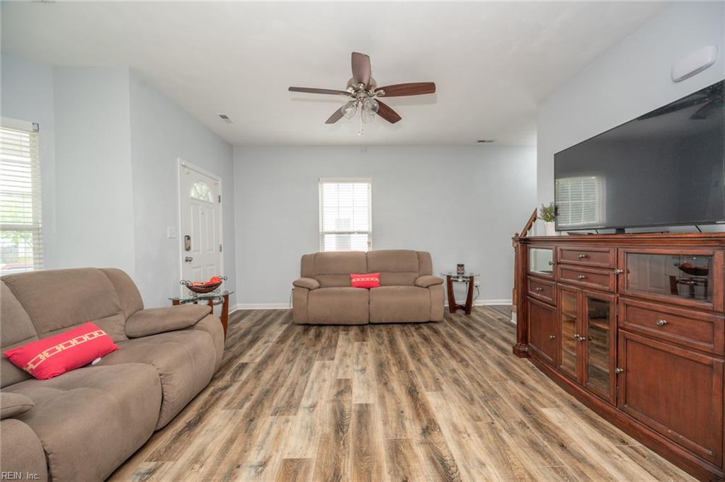 828 Reservoir AVE
