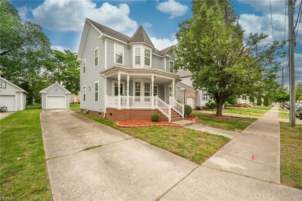 828 Reservoir AVE